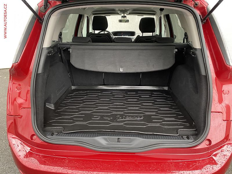 Citroën C4 Picasso (2014) 1.6 HDi, ČR, servis.kniha, AT - fotka 7 z 17