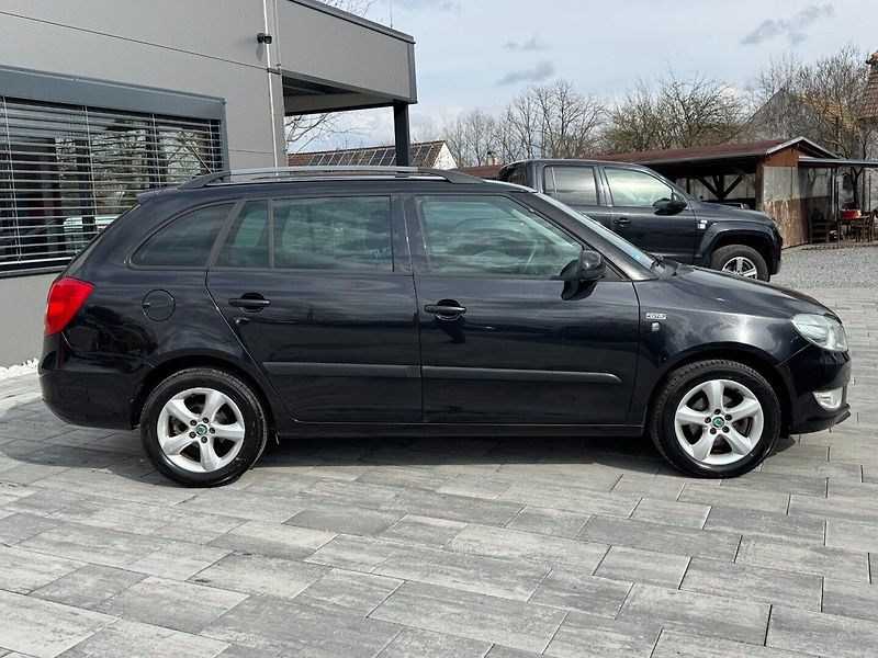Škoda Fabia (2012) Family + 1.2 TSI 63kW - fotka 4 z 33