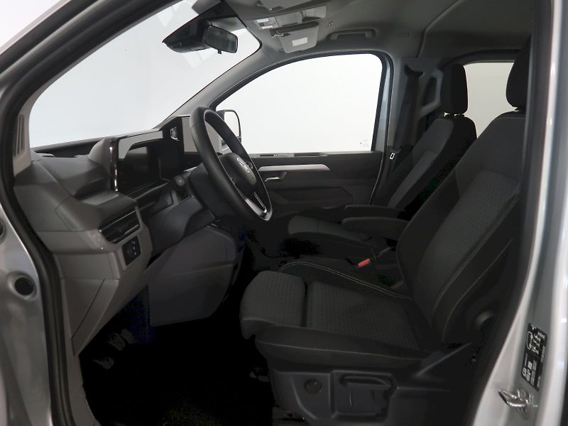 Volkswagen Caravelle (2025) LIFE 2.0TDI 110KW 8MÍST - fotka 13 z 31