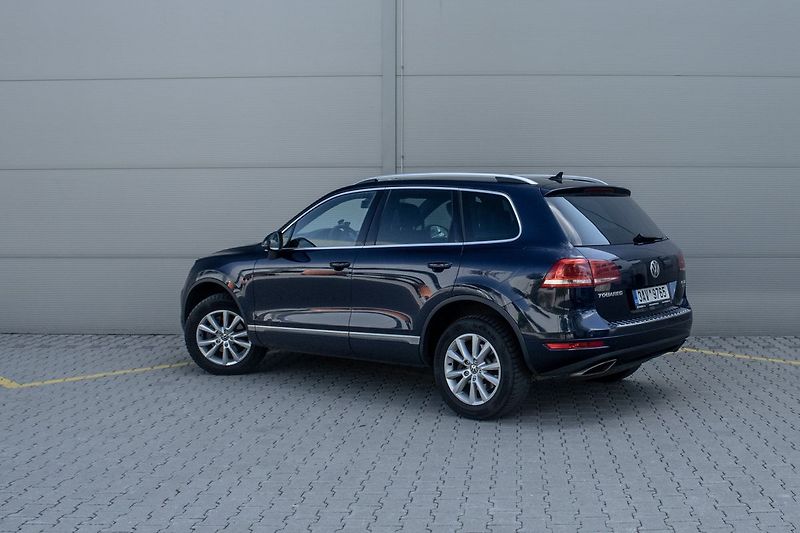 Volkswagen Touareg - fotka 6 z 25