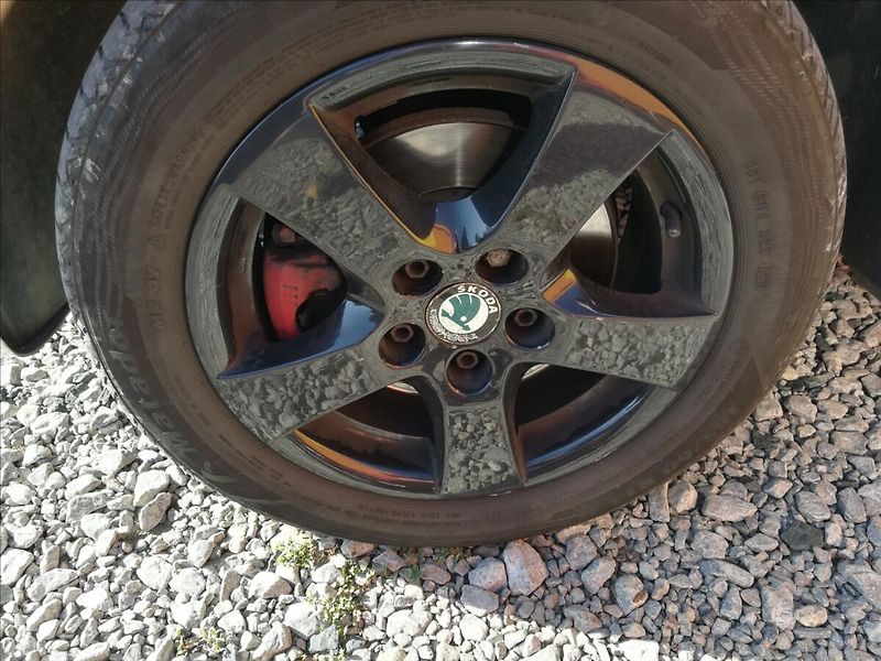 Škoda Fabia 1,4 i 16v klima - fotka 15 z 17