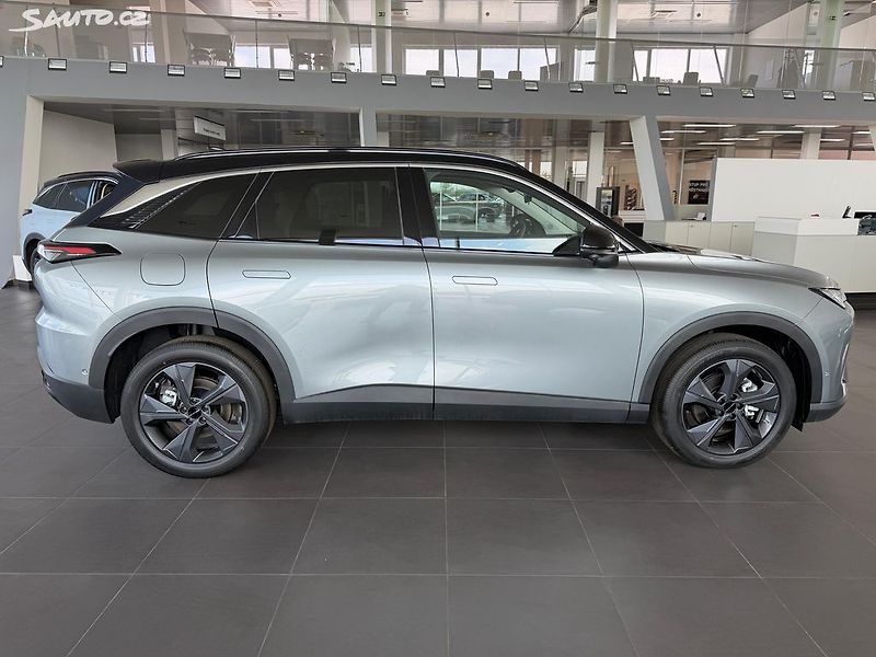 BAIC X55 (2025) ALL IN 130 kW Panorama DCT - fotka 8 z 30