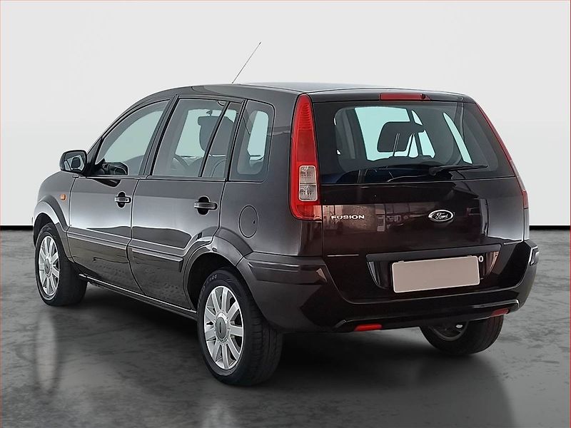 Ford Fusion (2009) 1.6, ČR,1.maj, po STK - fotka 4 z 15