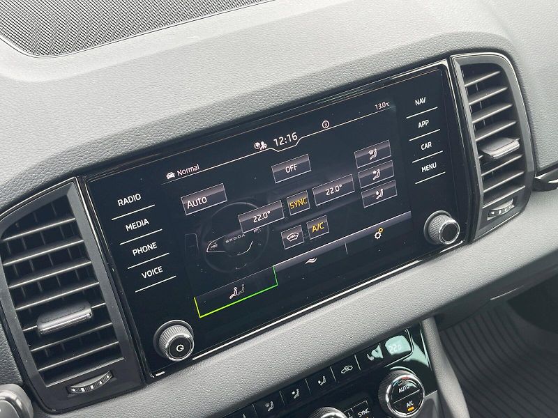 Škoda Karoq (2026) 1,5 TSI / 110 kW DSG Sportline - fotka 23 z 30