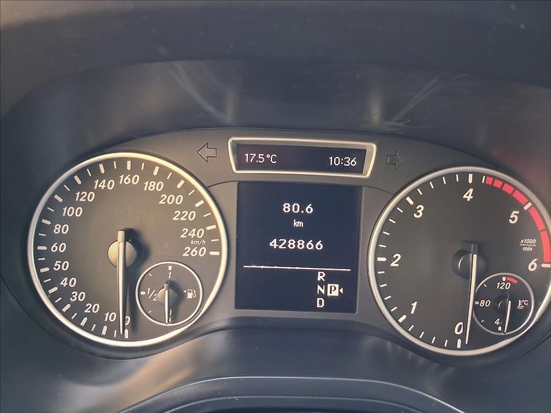 Mercedes-Benz Třídy B 1,8 TAXI - fotka 15 z 17
