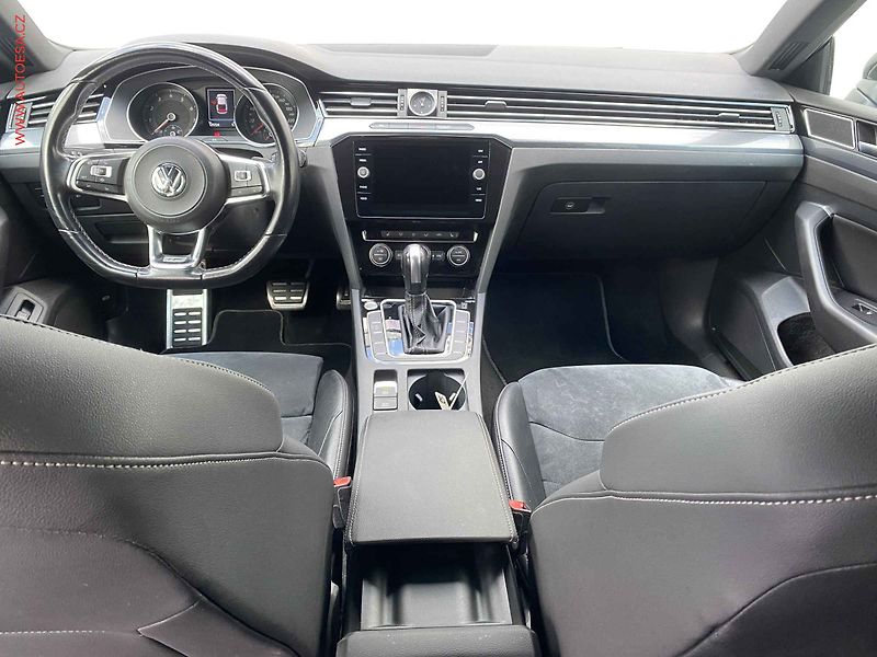 Volkswagen Arteon (2019) 2.0 TSi, R-Line, DSG, TZ - fotka 8 z 19