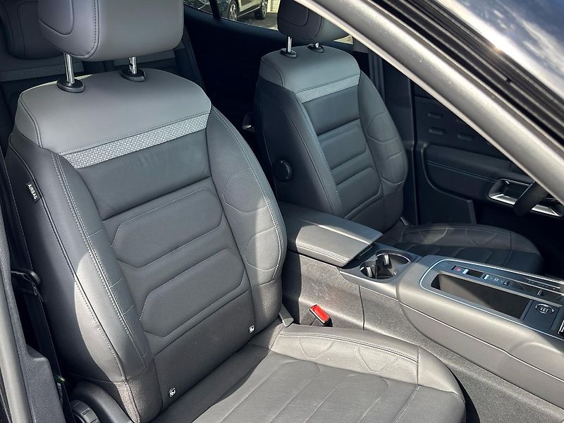 Citroën C5 Aircross SHINE Hybrid e-DCS6 - fotka 9 z 30