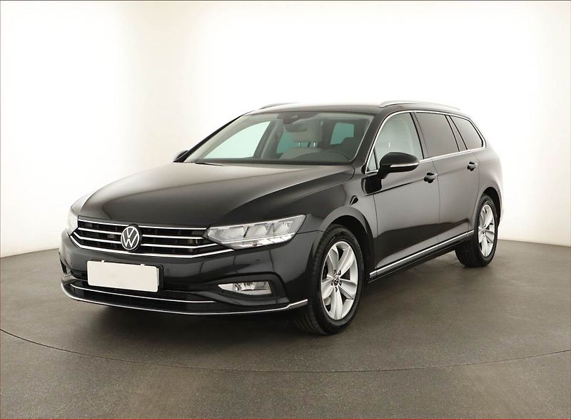 Volkswagen Passat (2022) 2.0 TDI - fotka 2 z 20