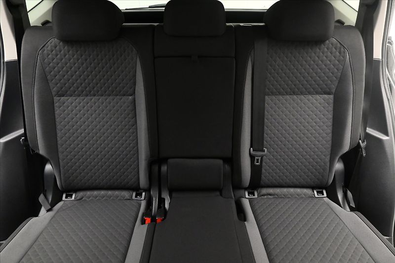Volkswagen Tiguan Allspace 1,4 TSI 110kW Tažné Záruka až - fotka 26 z 30