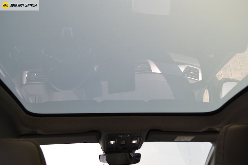 Renault Symbioz TECHNO MILD HYBRID 140 PANORAM - fotka 18 z 64