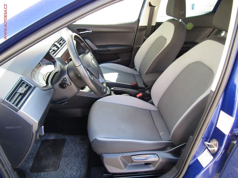 Seat Ibiza (2019) 1.0 TSi, FR, navi, LED - fotka 9 z 21