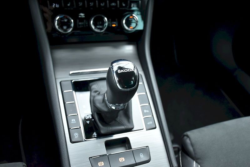 Škoda Superb (2024) Style plus 2.0 TDI 110kW DSG - fotka 24 z 34