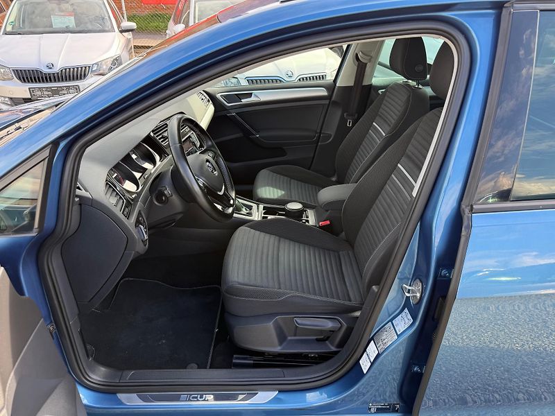 Volkswagen Golf 1.4 TSI CUP - fotka 8 z 13