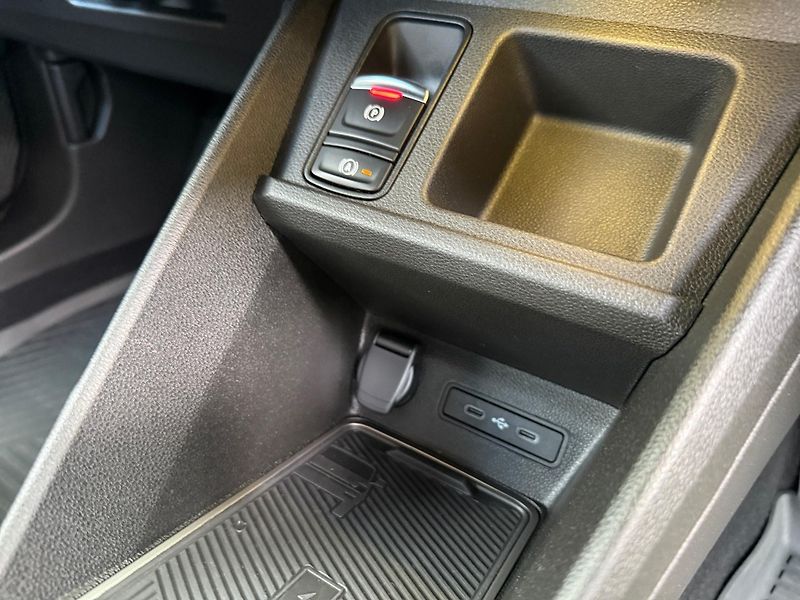 Renault R5 TEchno 150 k Comfort Range - fotka 23 z 24