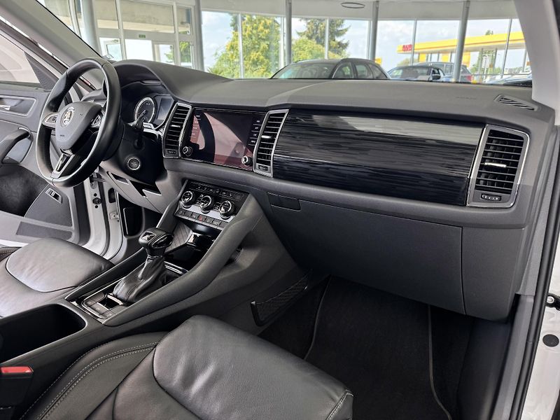 Škoda Kodiaq 1,4TSI DSG*STYLE*Tažné*7MÍST - fotka 13 z 38