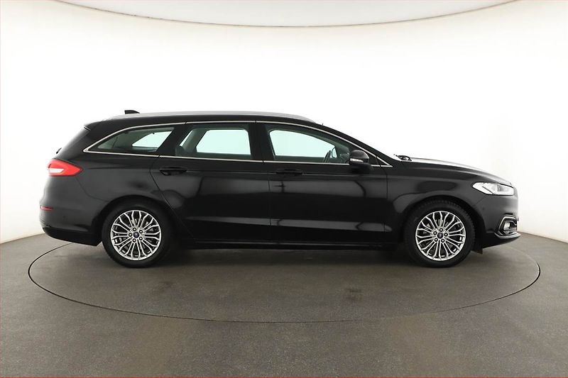 Ford Mondeo (2020) 2.0 EcoBlue, Serv.kniha, Navi - fotka 6 z 20