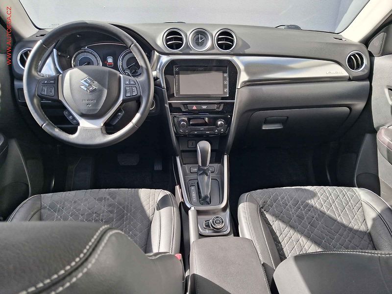 Suzuki Vitara (2019) 1.4 BJet AllGrip, AT, kůže - fotka 8 z 21