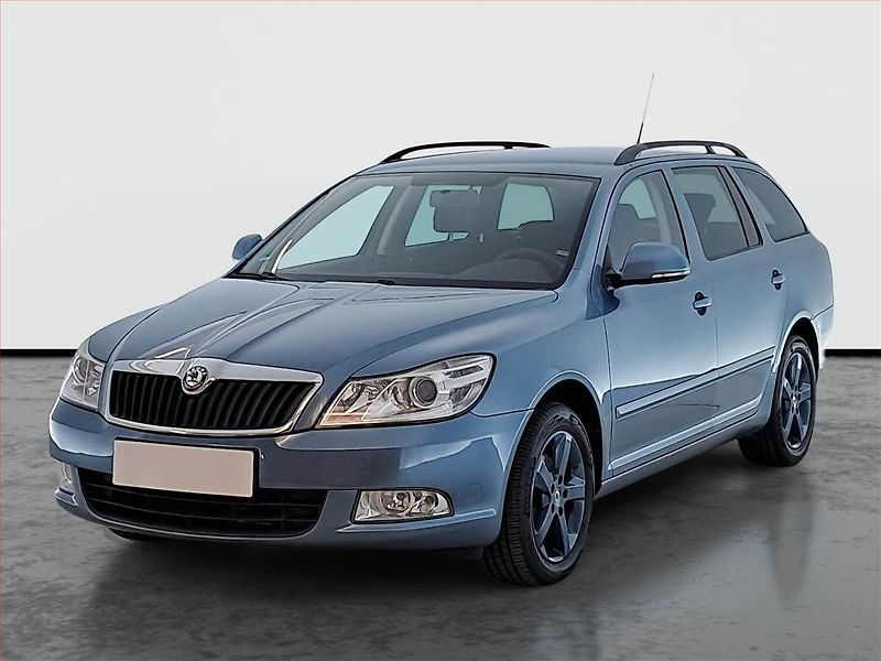 Škoda Octavia (2011) 2.0 TDI, Serv.kniha, Xenony - fotka 2 z 16