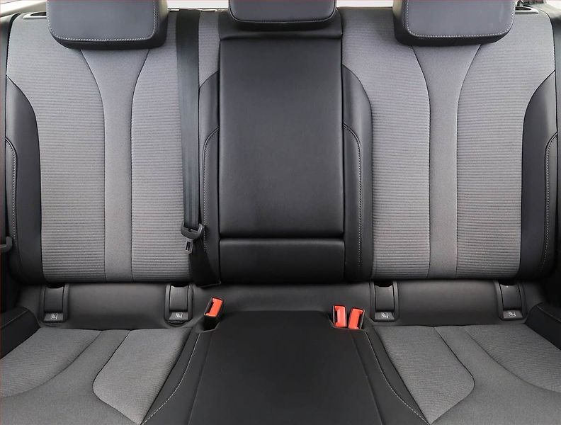 Škoda Enyaq (2023) iV 80x (82 kWh), SoH 90% - fotka 10 z 30