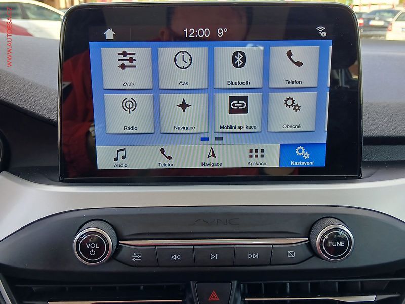 Ford Focus (2019) 1.5 TDCi, AC, temp - fotka 14 z 20