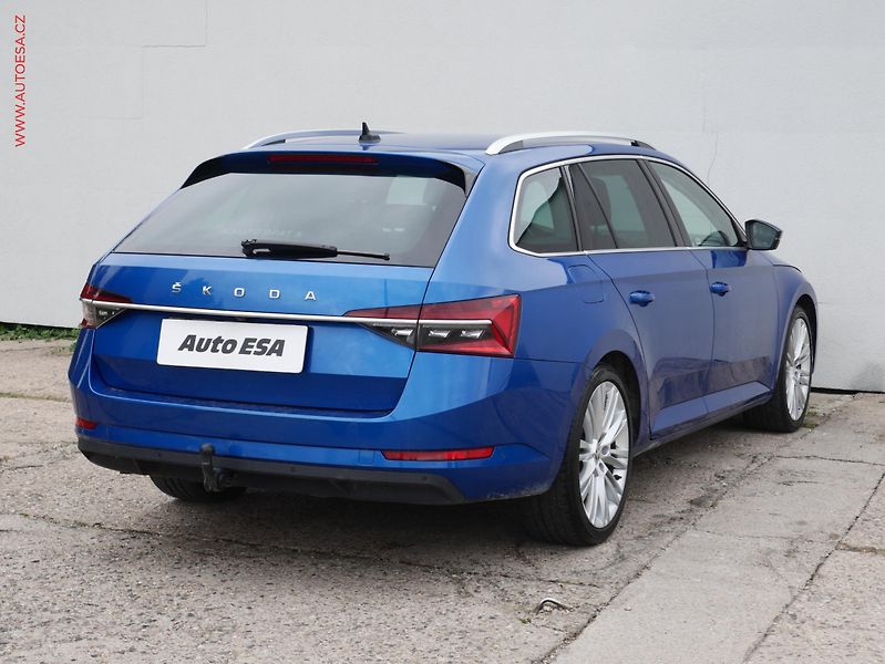 Škoda Superb (2022) 2.0 TDi 4x4, ČR, Style, DSG - fotka 6 z 21