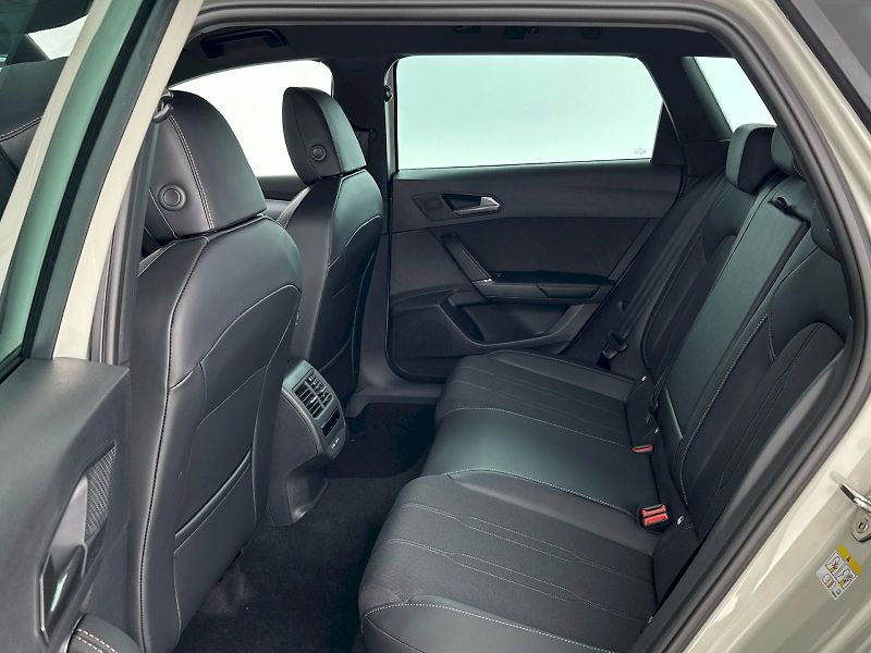 Cupra Leon (2026) ST 2.0 TSI 150kW 4x4 DSG - fotka 8 z 34