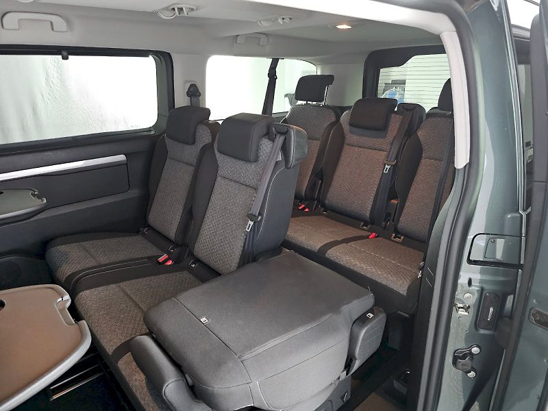 Toyota ProAce Verso (2025) 2.0D 180k L2 FAMILY WEBASTO 8S - fotka 24 z 27