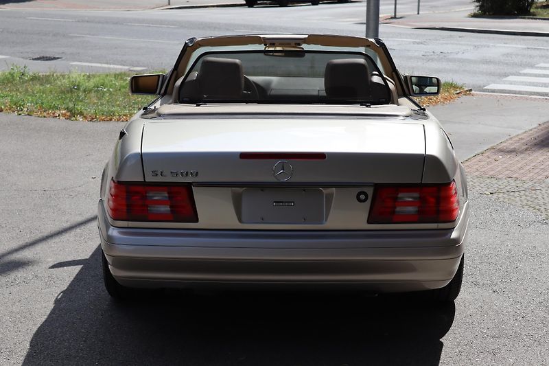 Mercedes-Benz SL SL 500 R129 225kW - fotka 22 z 49