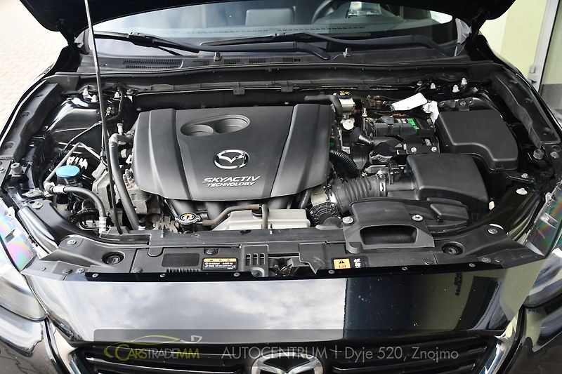 Mazda 3 2.0 SkyActiv-G120 REVOLUTION - fotka 50 z 52