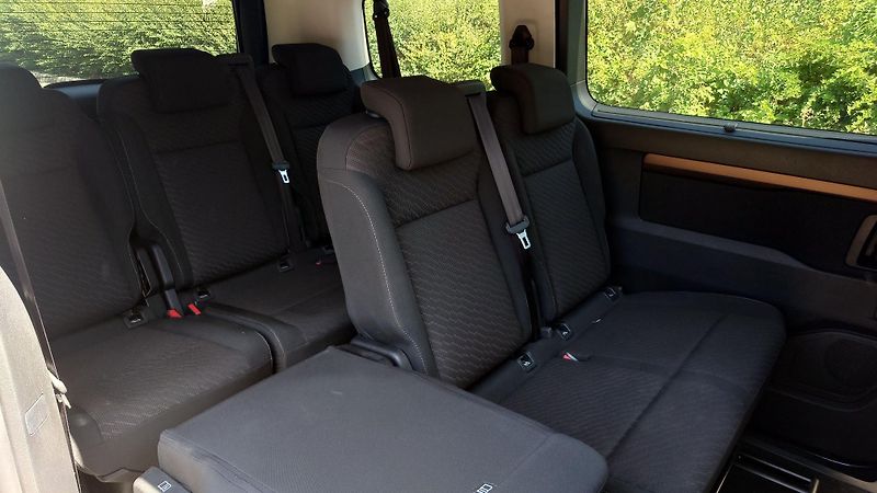 Toyota ProAce Verso (2023) L1 2.0D 106kW FAMILY WEBASTO - fotka 11 z 19
