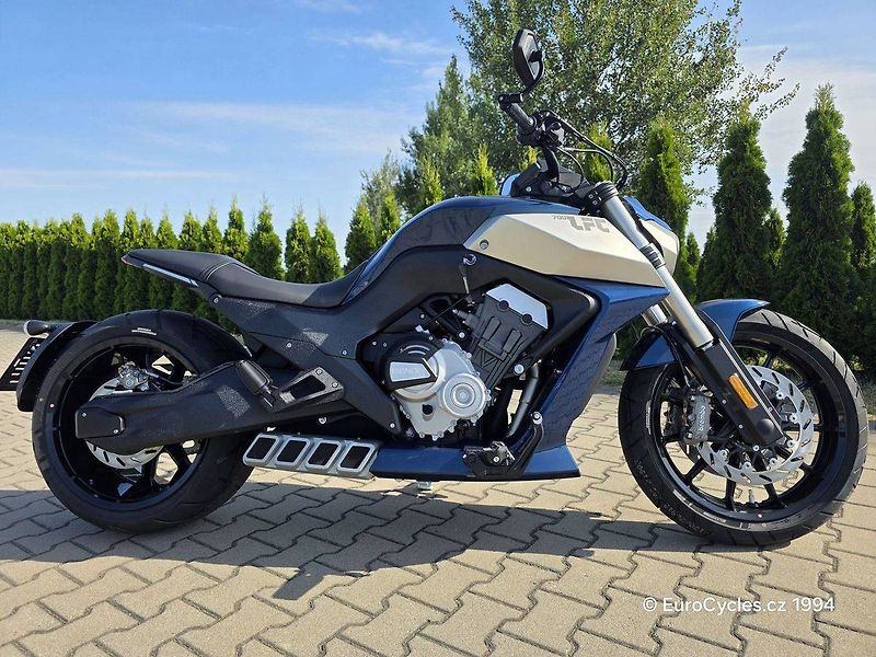 Benda LFC 700 (2026) Skladem - fotka 8 z 20