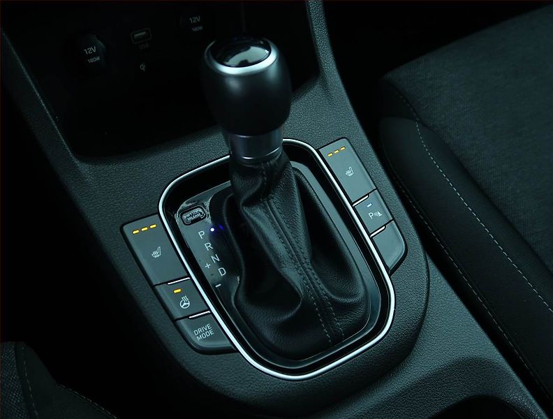 Hyundai i30 (2023) Smart 1.0 T-GDI - fotka 13 z 22
