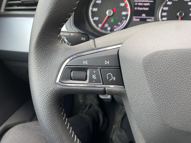 Seat Arona 1.0i 66kW- XPERIENCE- 28 500KM - fotka 20 z 40