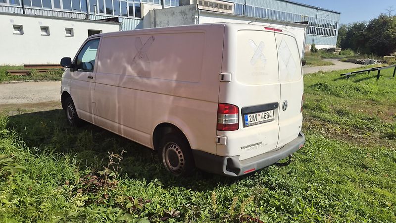 Volkswagen Transporter (2012) - fotka 7 z 18