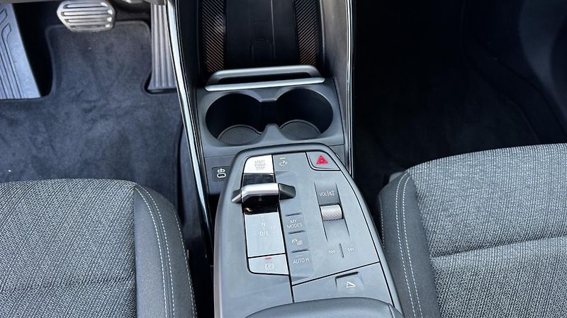 BMW X1 sDrive18d - fotka 12 z 15