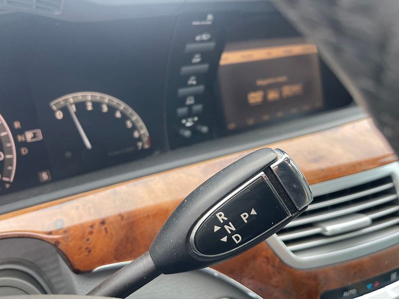 Mercedes-Benz Třídy S 350 3,5i V6*200kW*ZADÁNO* - fotka 26 z 35