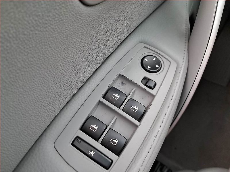 BMW X3 (2005) 3.0d, 4X4, Automat, Navi - fotka 20 z 22