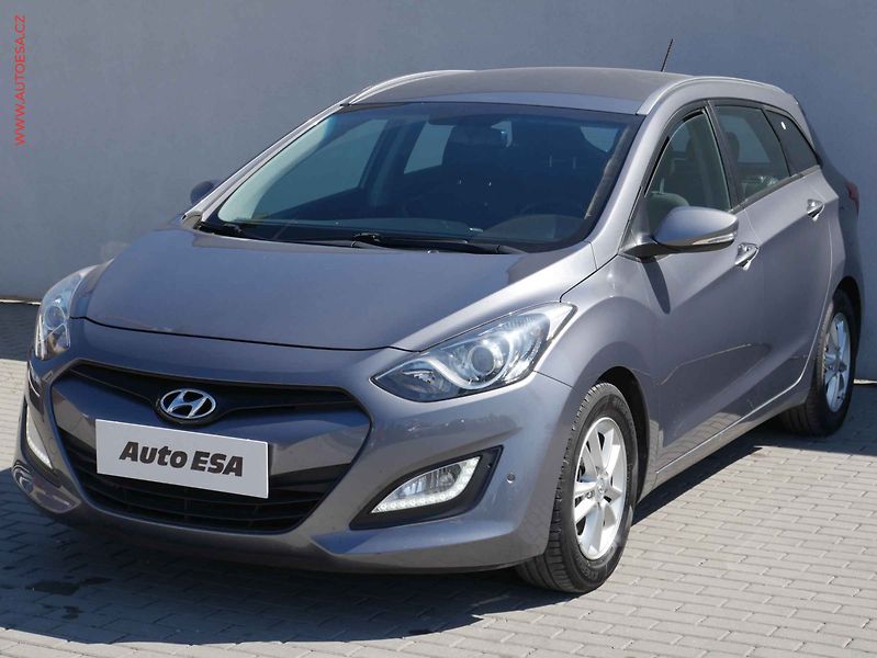 Hyundai i30 (2012) 1.6CVVT, 1.maj,ČR, AC, TZ - fotka 3 z 18