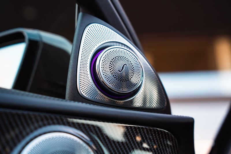 Mercedes-Benz Třídy E (2017) E63S AMG 4Matic+ V8 Biturbo - fotka 23 z 99