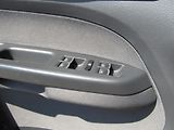 Volkswagen Touran (2011) 2.0TDI 7 míst  - náhled 30