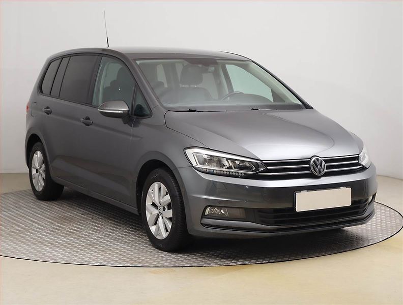 Volkswagen Touran (2020) Highline 2.0 TDI, Automat - fotografie inzerátu
