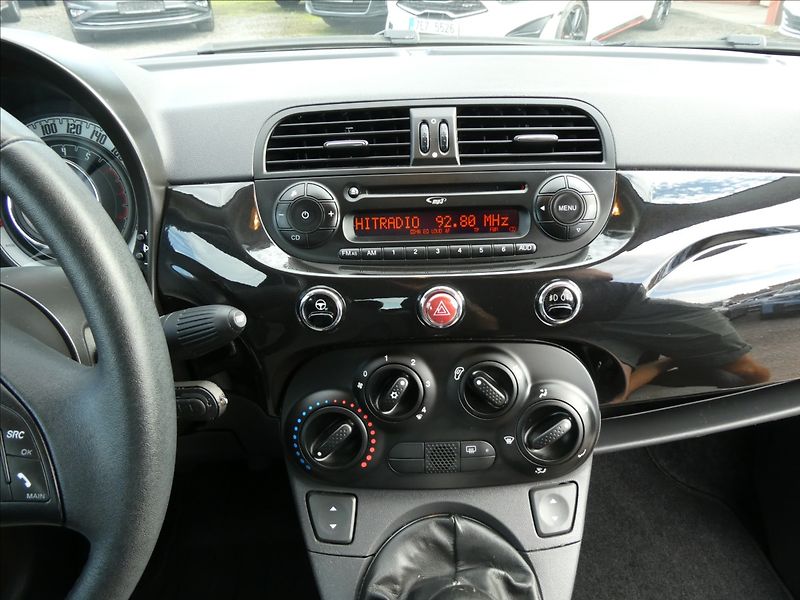 Fiat 500C 1,2 i 51kW klima, 2x kola - fotka 40 z 50