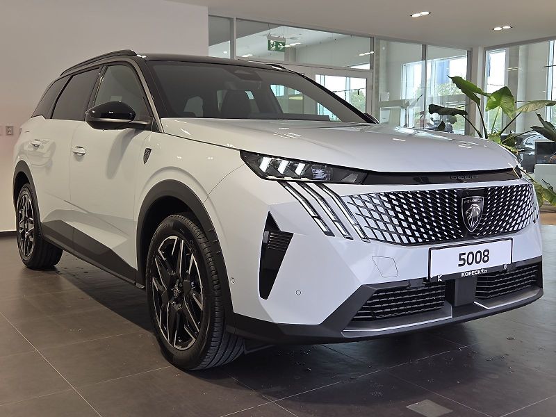 Peugeot 5008 (2025) 5008 GT Hybrid 145 e-DCS6 - fotka 3 z 16