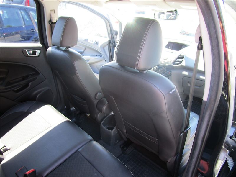 Ford EcoSport 1.5TDCi aut. Klima - fotka 21 z 38