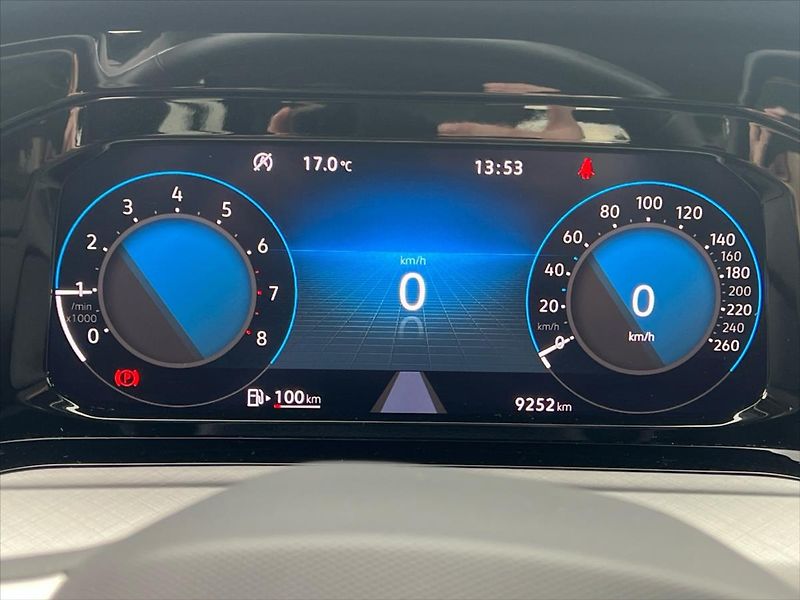 Volkswagen Golf 1,0 TSi 81kW LIFE  8 - fotka 16 z 27