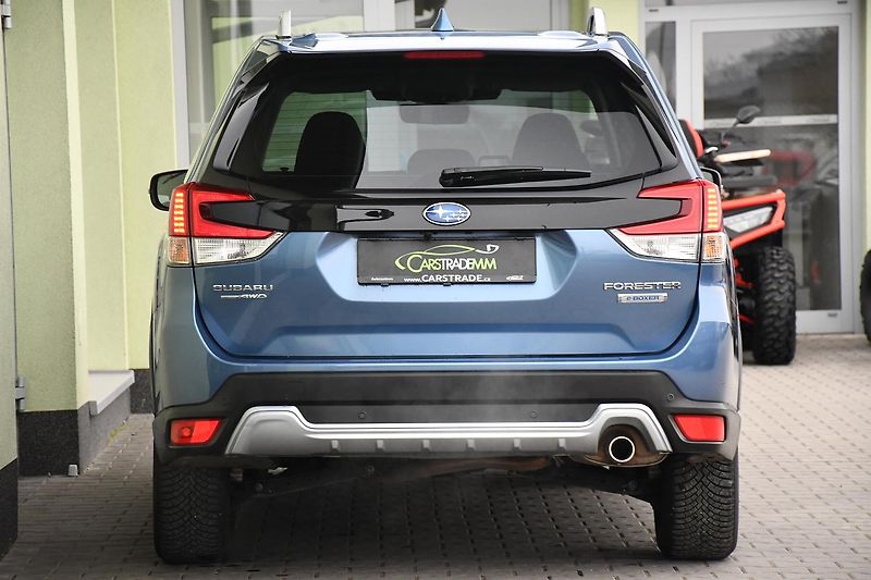 Subaru Forester e-BOXER ACC CARPLAY KAMERA - fotka 4 z 53