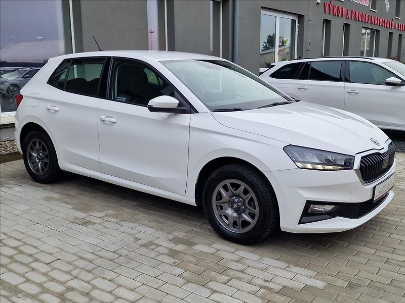 Škoda Fabia 1.0TSI Ambition,ČR,1.Majitel - fotka 2 z 50