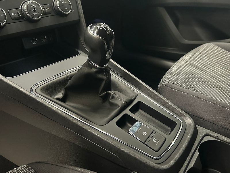 Seat Leon (2020) 1.5 TGI MAN 2020 | Záruka - fotka 17 z 47