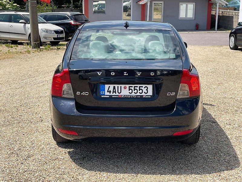 Volvo S40 1.6D 84KW*NOVÉ VSTŘIKY* - fotka 4 z 28