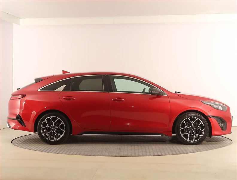 Kia Pro_Ceed (2022) GT-Line 1.5 T-GDI, Automat - fotka 6 z 22